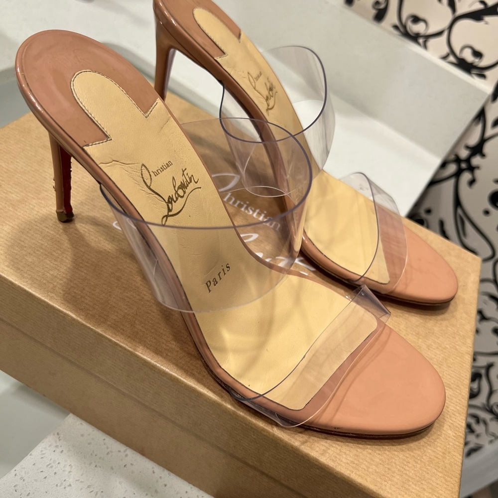 Christian Louboutin Just Nothing Nude 41